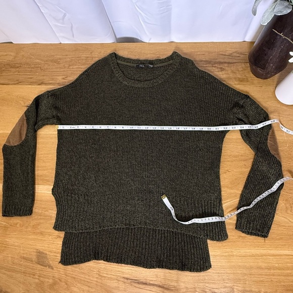 RDI Dark Green Knit Sweater w/ Elbow Patches Women’s Size Large High-Low Hem - Picture 3 of 7